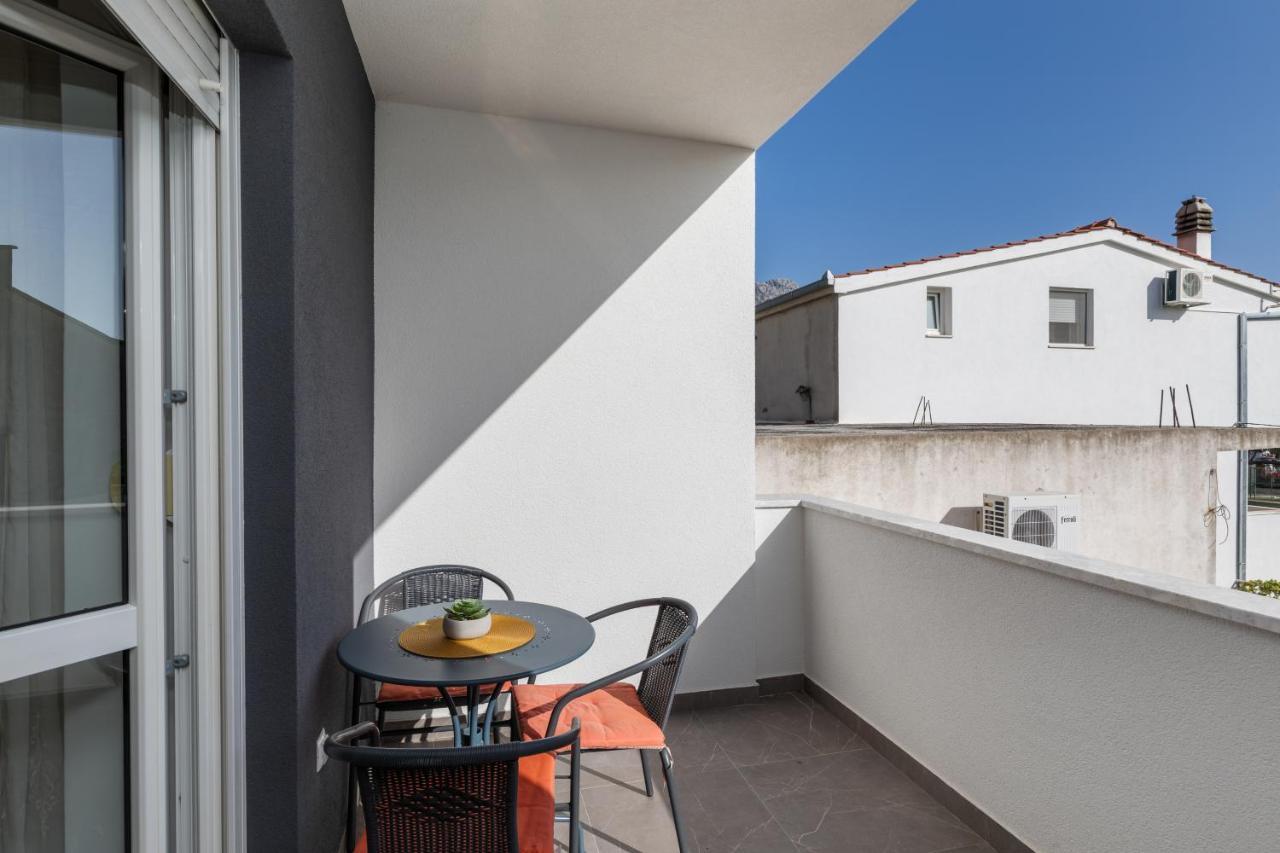 Apartments With A Parking Space Omis - 2745 Екстер'єр фото