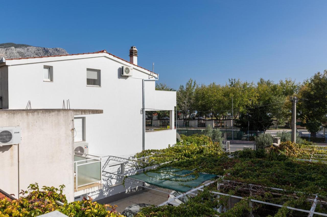 Apartments With A Parking Space Omis - 2745 Екстер'єр фото